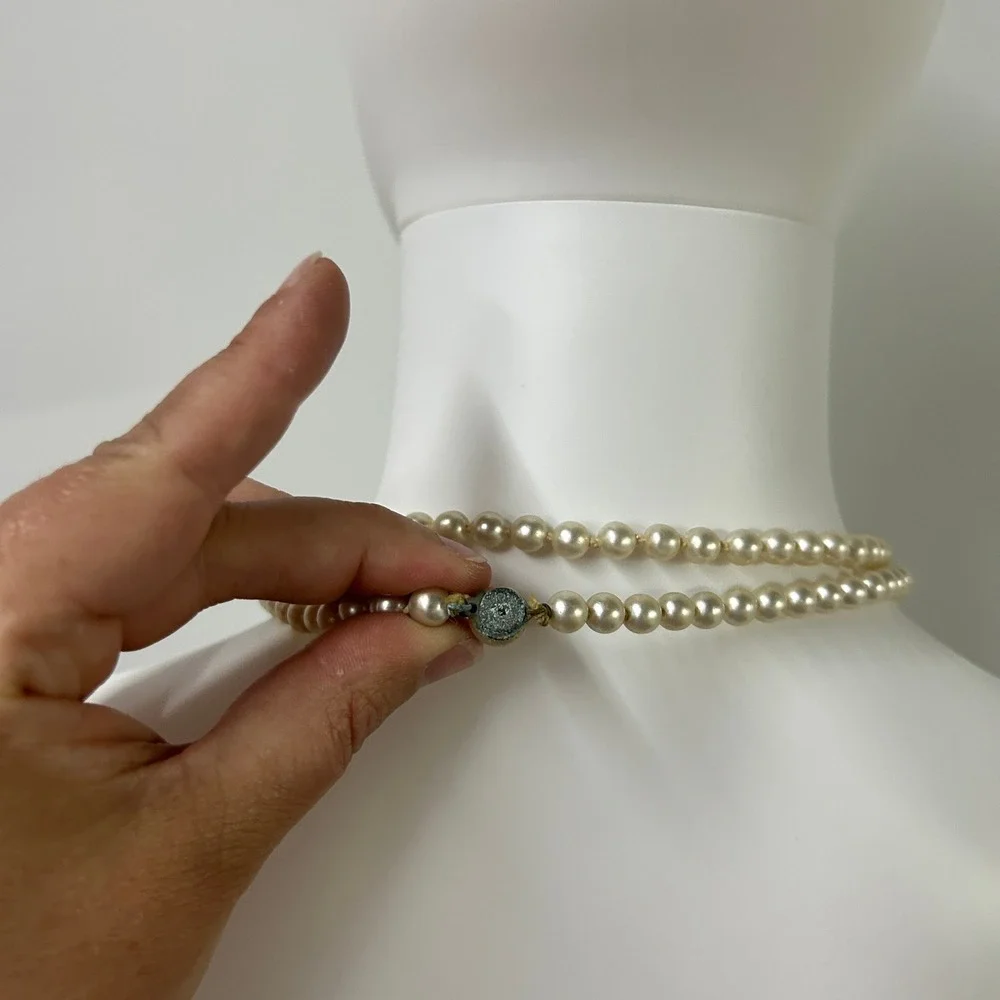Vintage Faux Pearl Opera Length Necklace 26